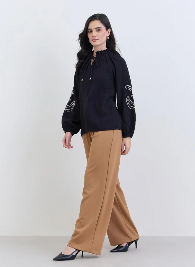 ستايلي بلوزة بأكمام طويلة مطرزة